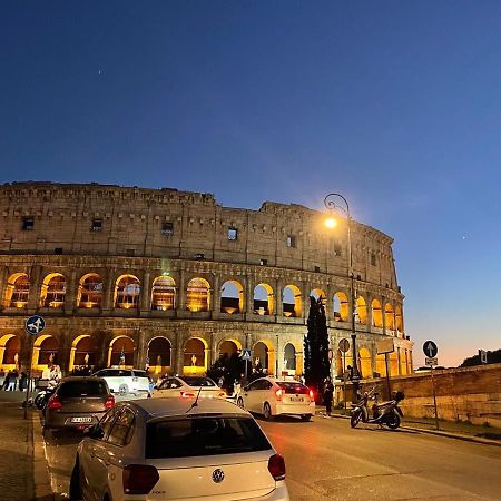 شقة La Casa Sui Fori روما المظهر الخارجي الصورة