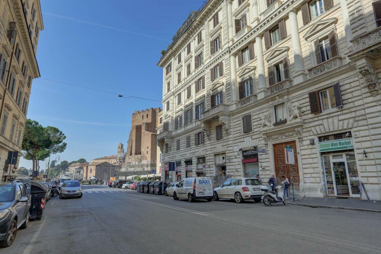 شقة La Casa Sui Fori روما المظهر الخارجي الصورة